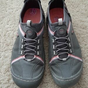 J-41 Hiking Shoes SZ 8.5M Womens